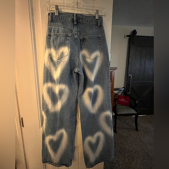 Adika Denim - Adika Medium-Wash Denim Wide Leg Jeans, Bleach hearts, size XS